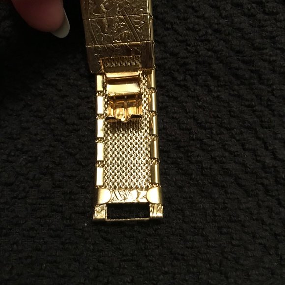 Vintage Victorian Floral Etched Panel Bracelet - Picture 3 of 8